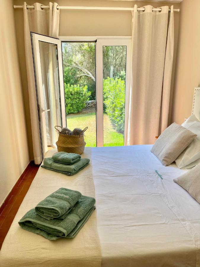 Bonito Apartamento Con Terraza, Jardin Y Piscina Кала'н Бош Екстериор снимка