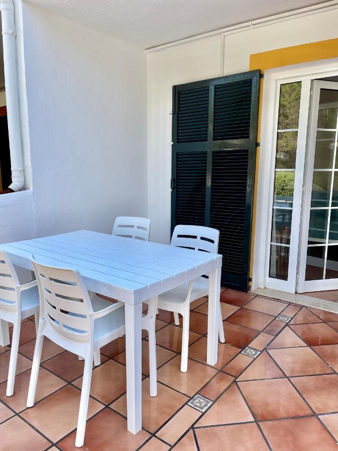 Bonito Apartamento Con Terraza, Jardin Y Piscina Кала'н Бош Екстериор снимка